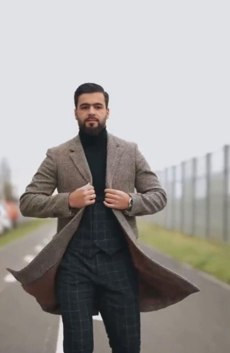  50589046  Firdavs, 33 ,    