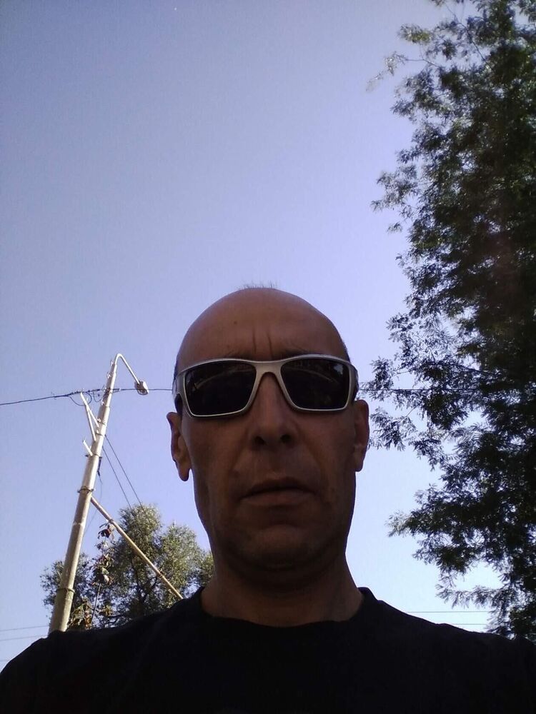 26254856  , 39 ,     
