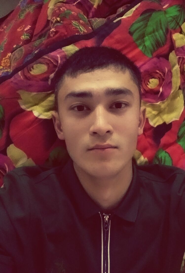  17587406  Erzhan, 28 ,    