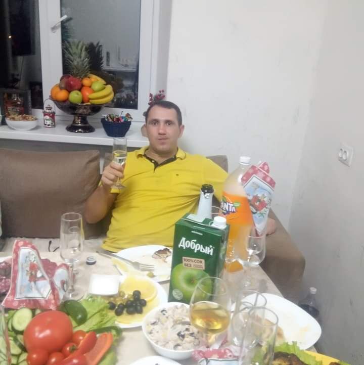  47989526  Ando, 45 ,    