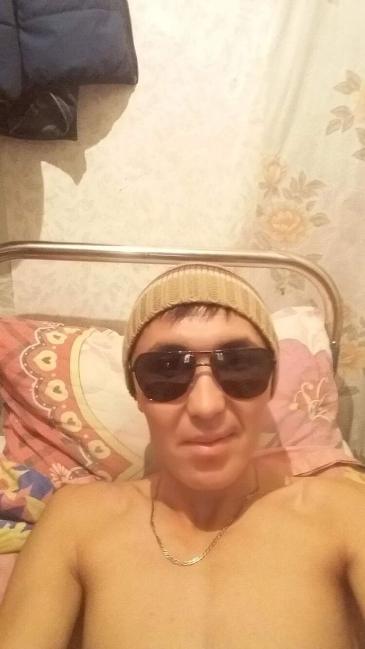  30355386  Erali, 32 ,    