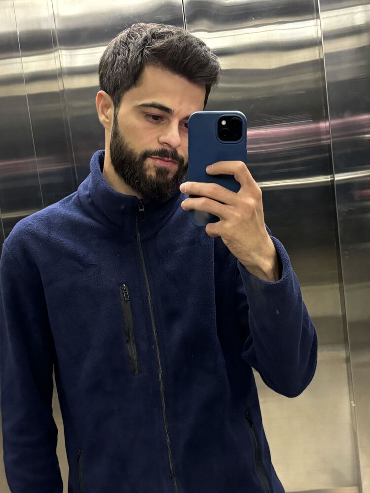  48187856  Mirza, 28 ,    