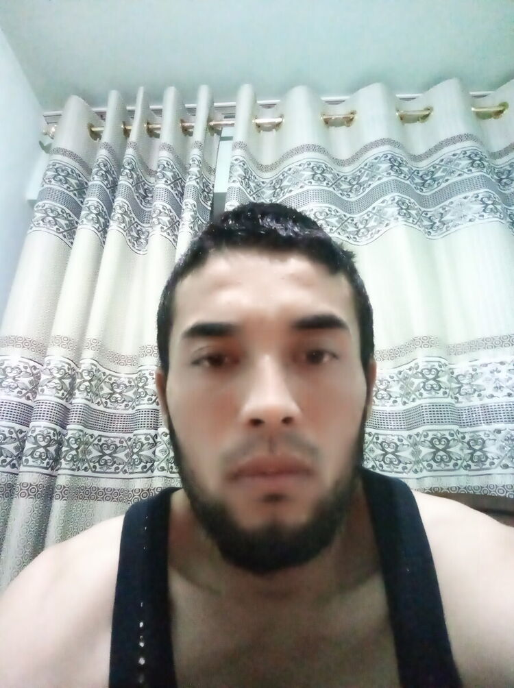  ,   Bek, 33 ,   ,   , c 