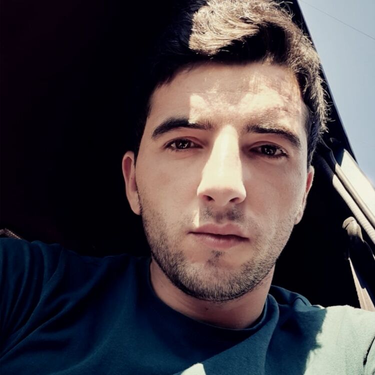  42785806  , 27 ,    