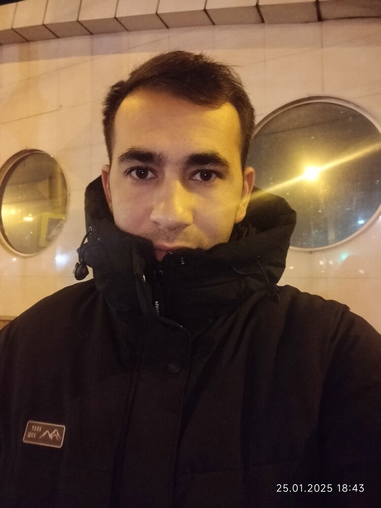  49479556  Azer, 30 ,    