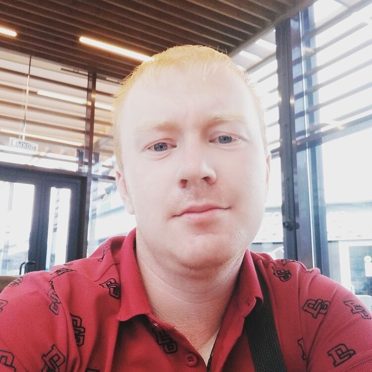  18709076  , 33 ,    