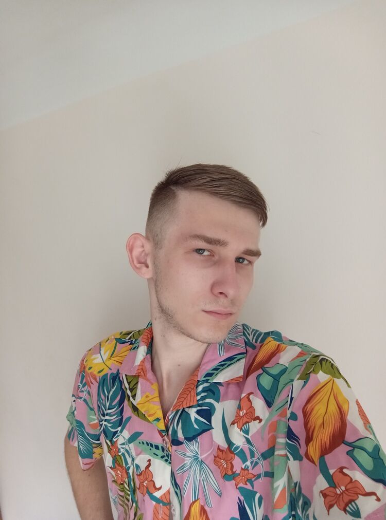 ���� 52447176 ����� ����, 19 ���, ���� ���������� � ������