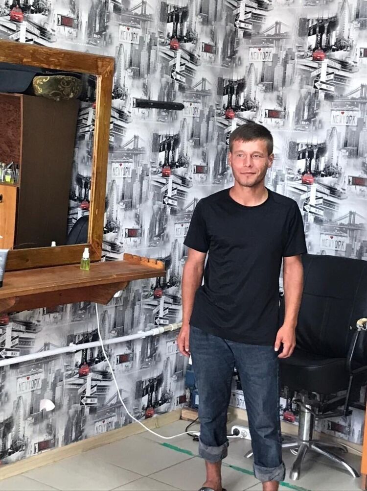  54748746  , 28 ,    --