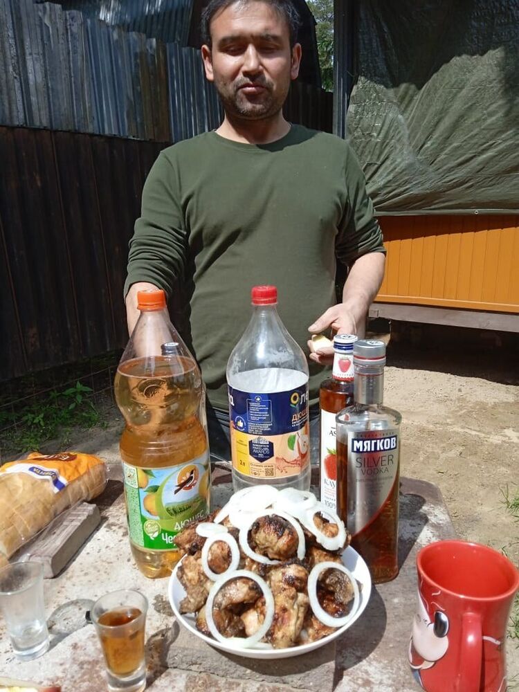  ,   Alisher, 42 ,   ,   