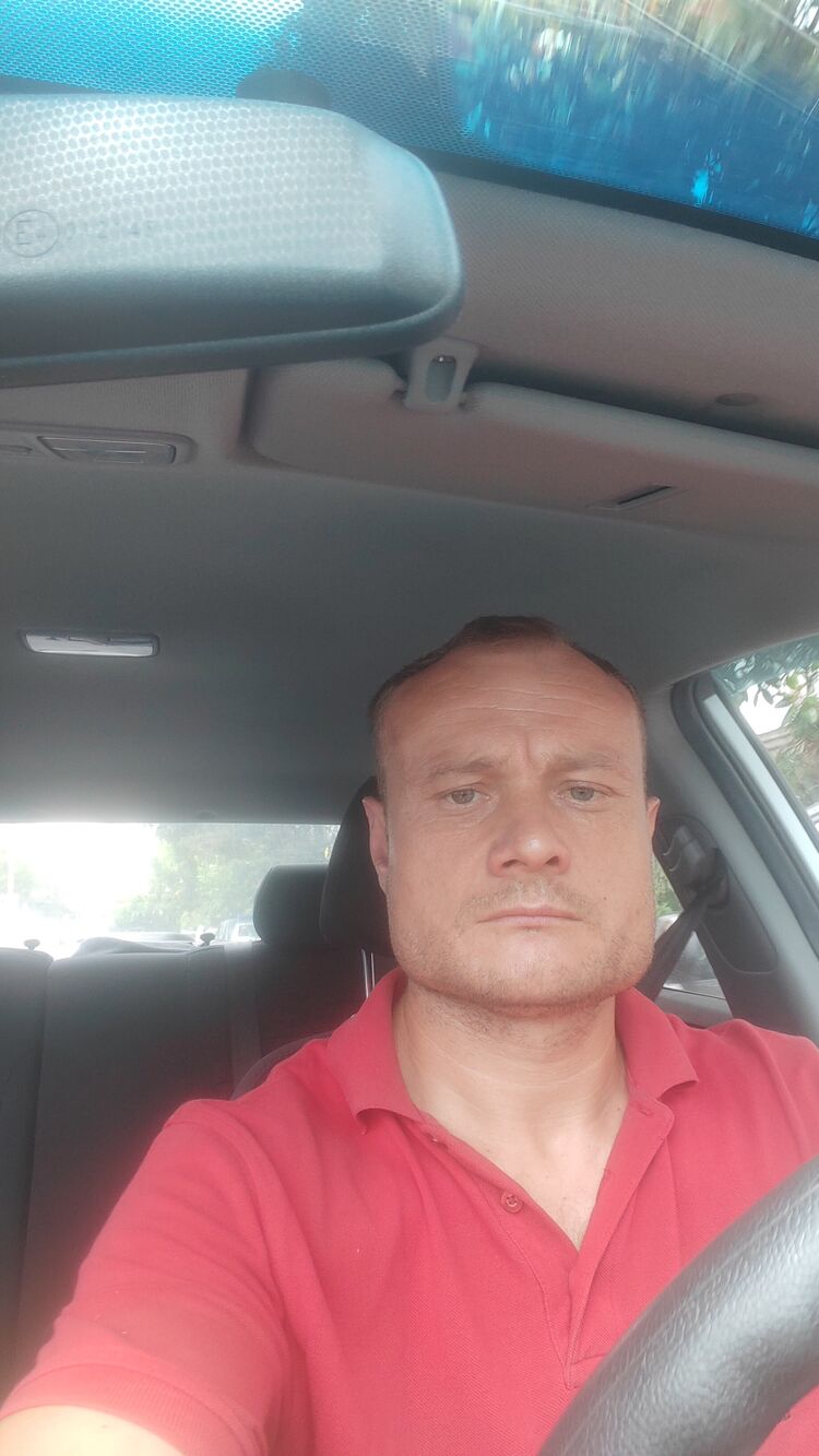  35242596  Ը, 43 ,    
