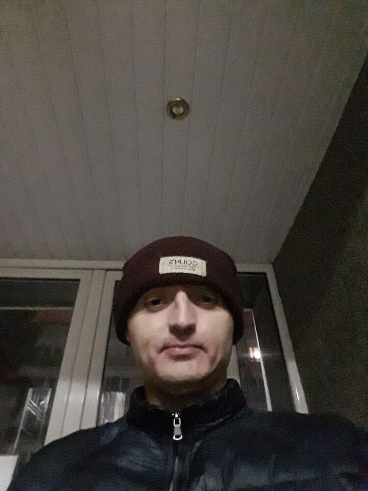  18809236  , 43 ,    