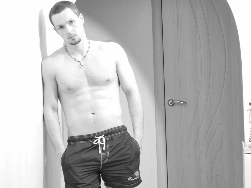  ,   Sasha, 41 ,   