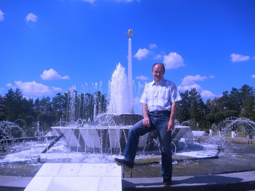  7535116  Aleks, 62 ,     