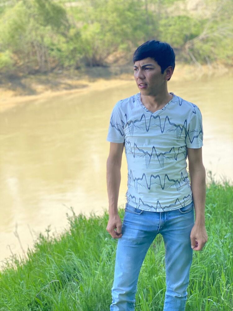  23798616  Abdullo, 28 ,    