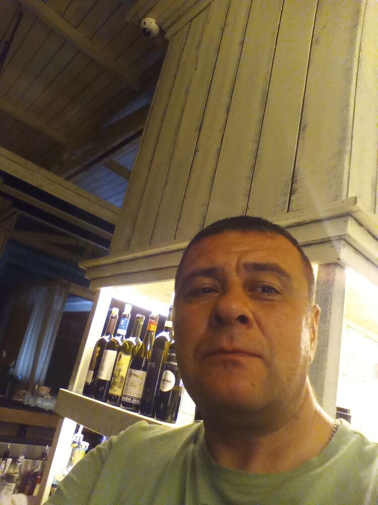  38132986  , 42 ,    