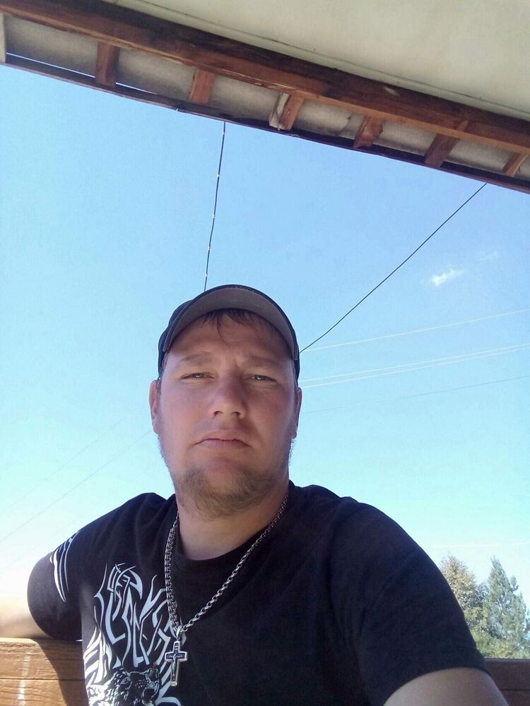  31723566  , 37 ,    