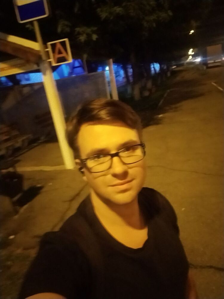  22804306  , 32 ,    