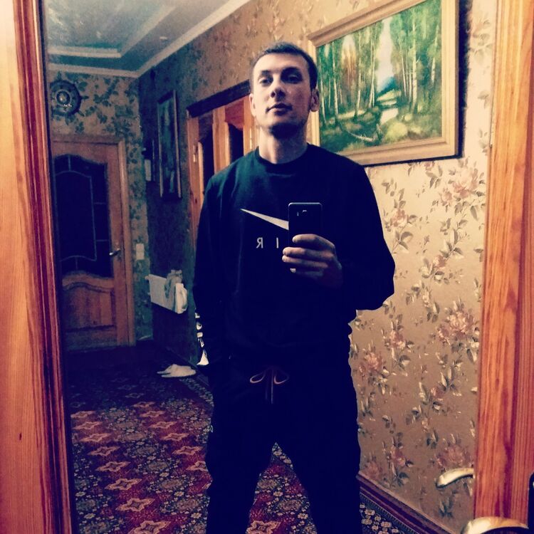  18241776  , 32 ,    