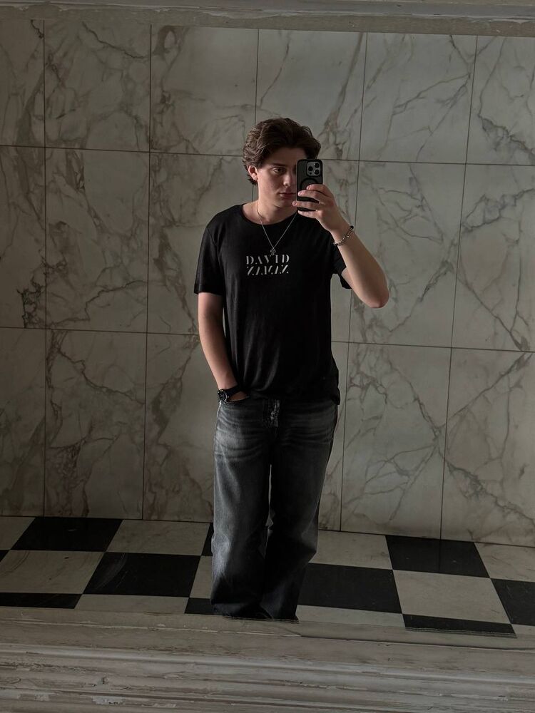  -,   , 18 ,   ,   
