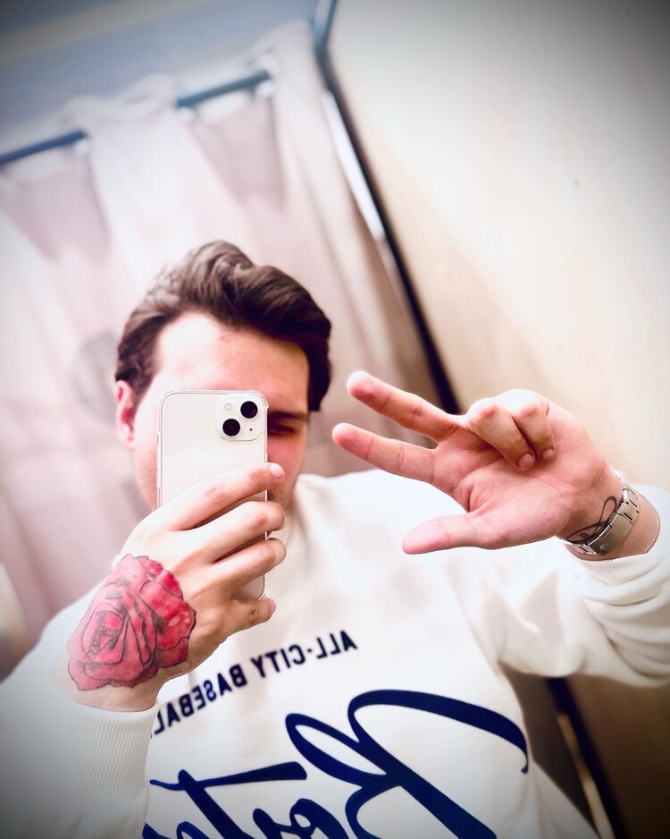  30001306  Andy, 23 ,    