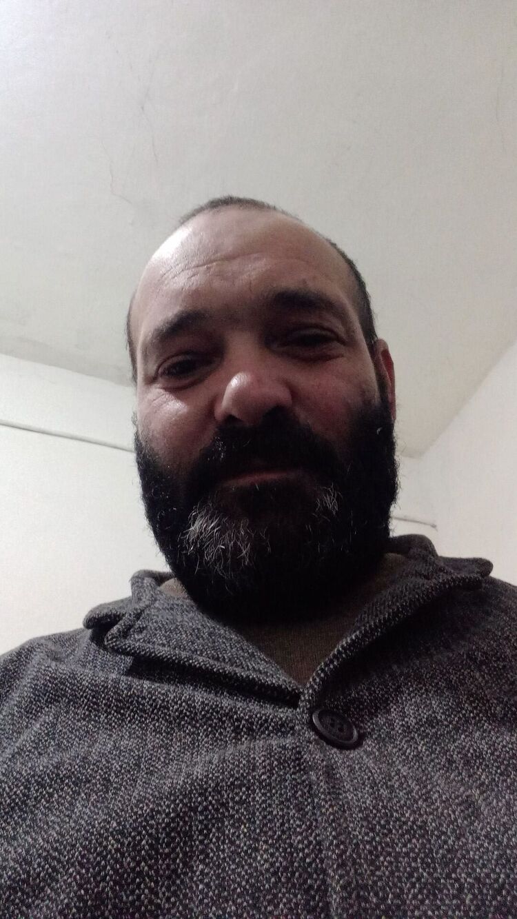  54567566  Arshak, 43 ,    