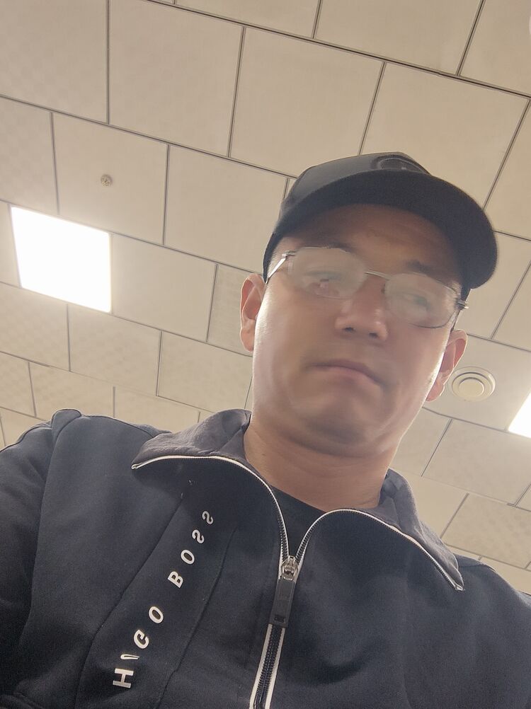  46401686  , 40 ,    