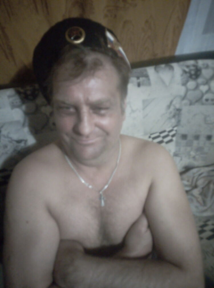  18644786  , 49 ,    