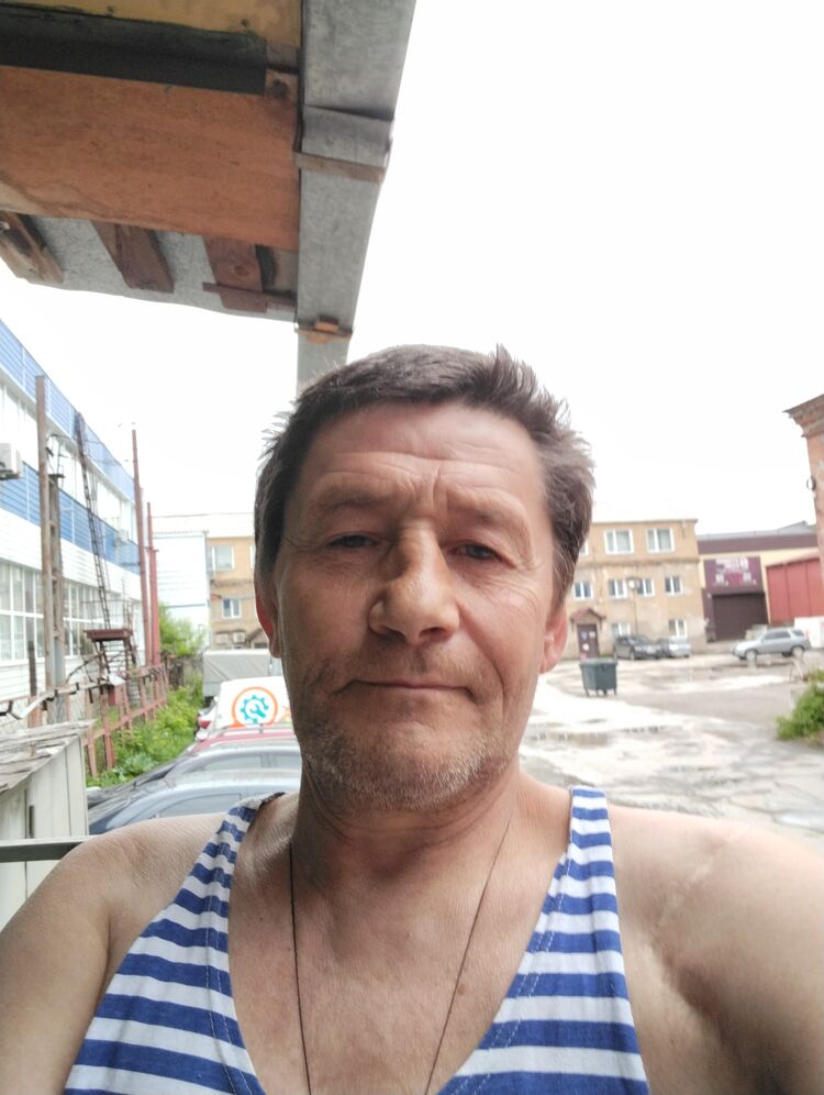  43764616  , 61 ,    