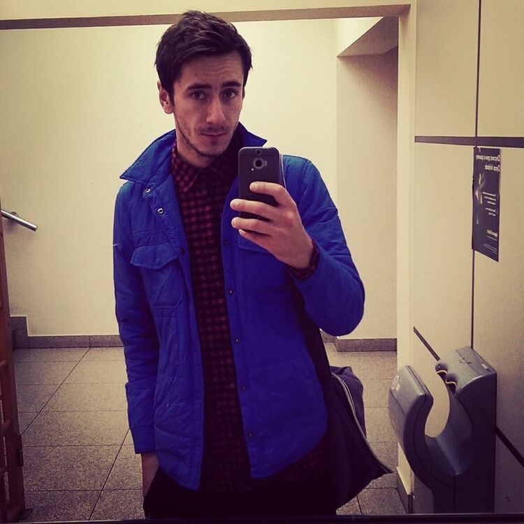  ,   Denis, 38 ,   