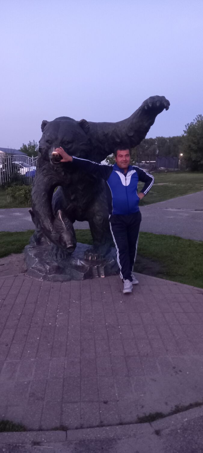  36960116  Aziz, 41 ,    