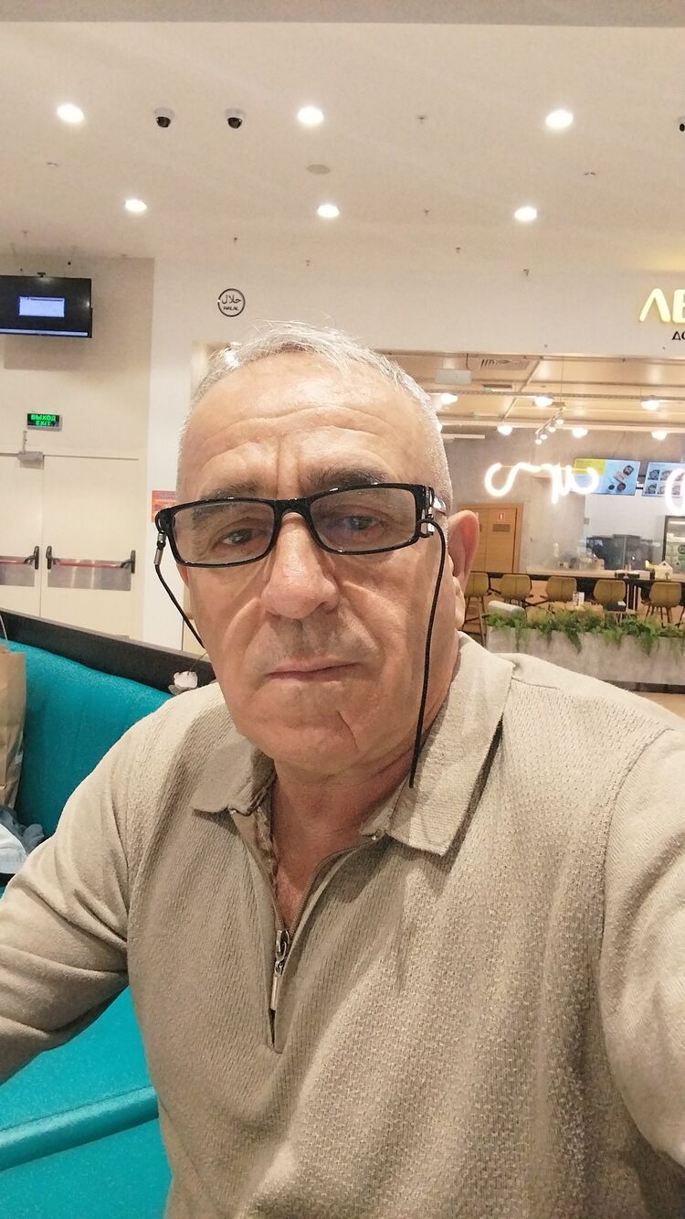  47670056  Yasar, 57 ,    