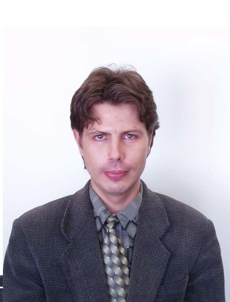  19192606  Ivan, 47 ,    