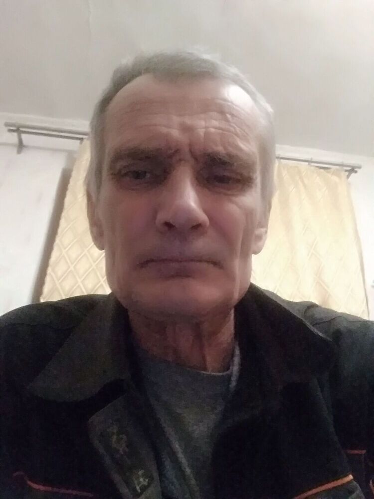  42396966  , 61 ,    
