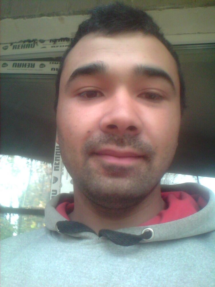  21432266  Muhammad, 28 ,    