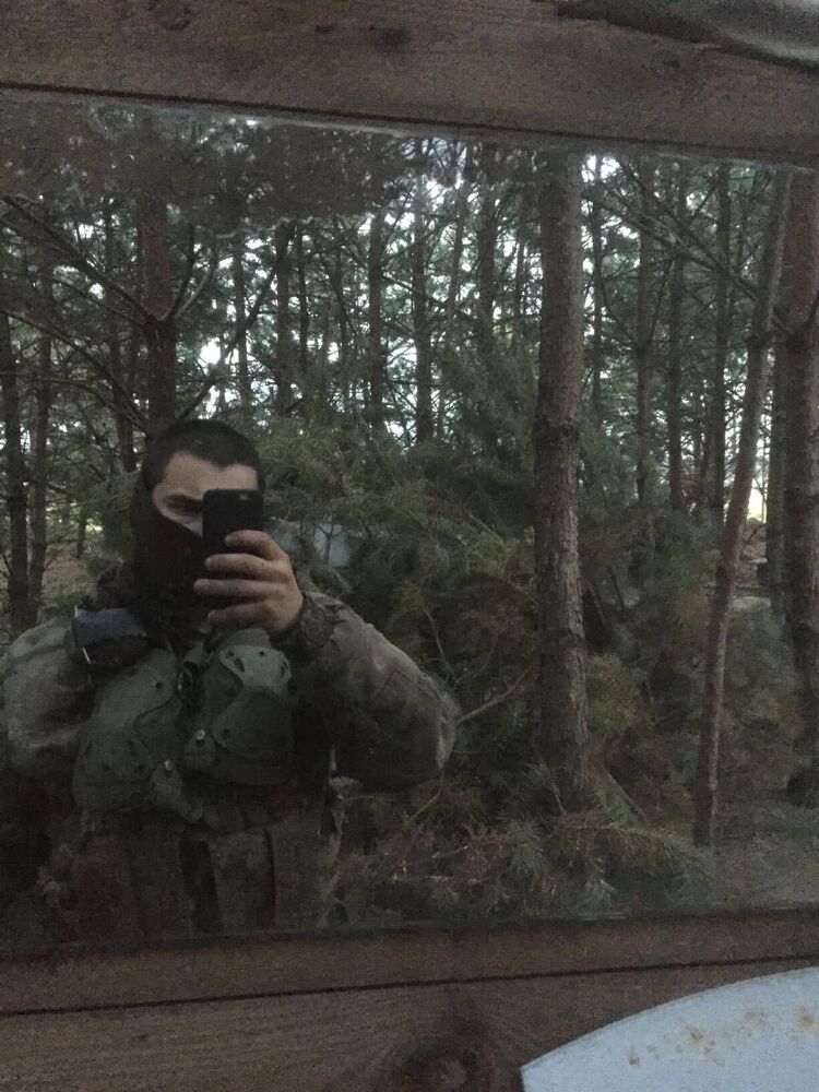  42084206  , 22 ,    