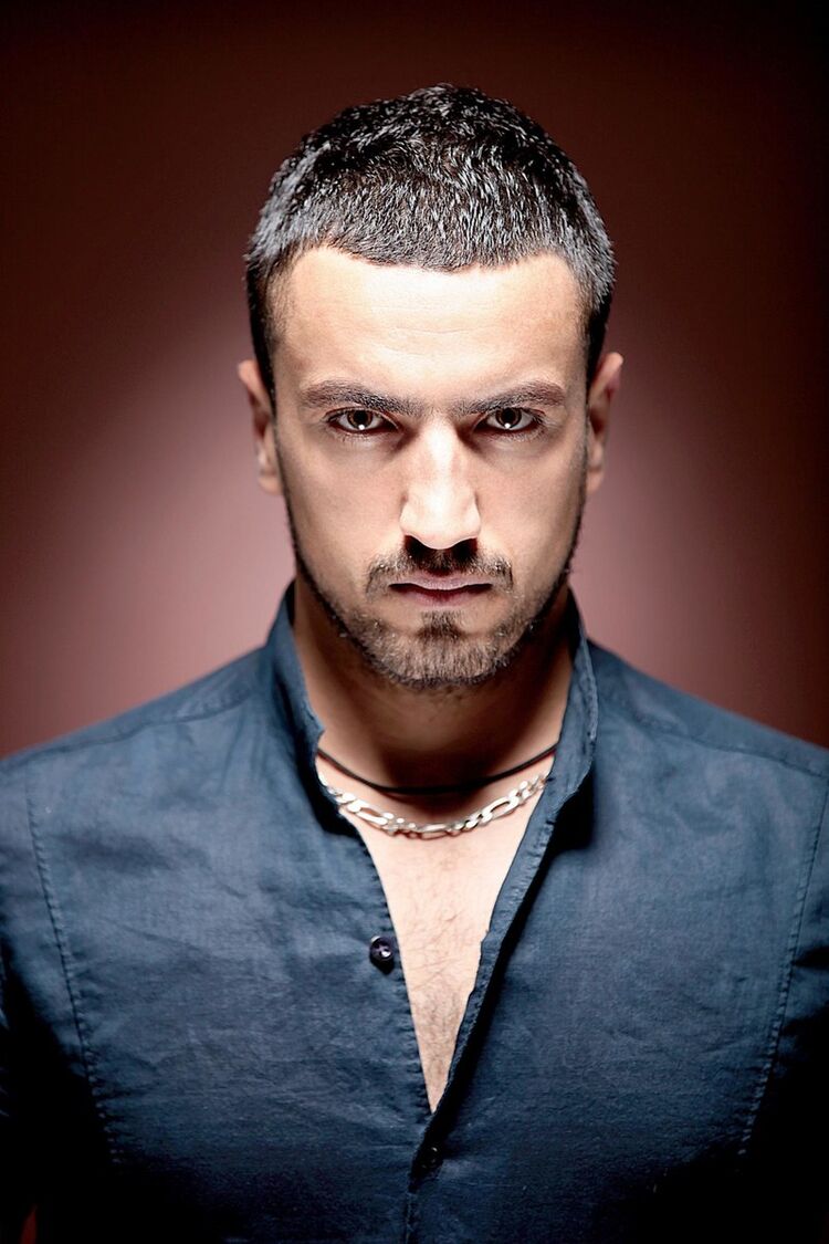  4902546  Elnur, 39 ,    