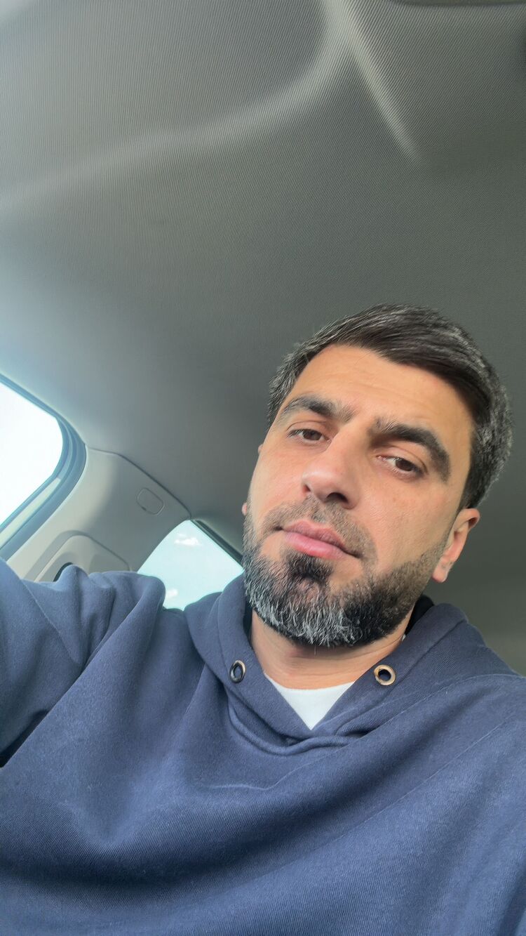  52952156  , 39 ,    