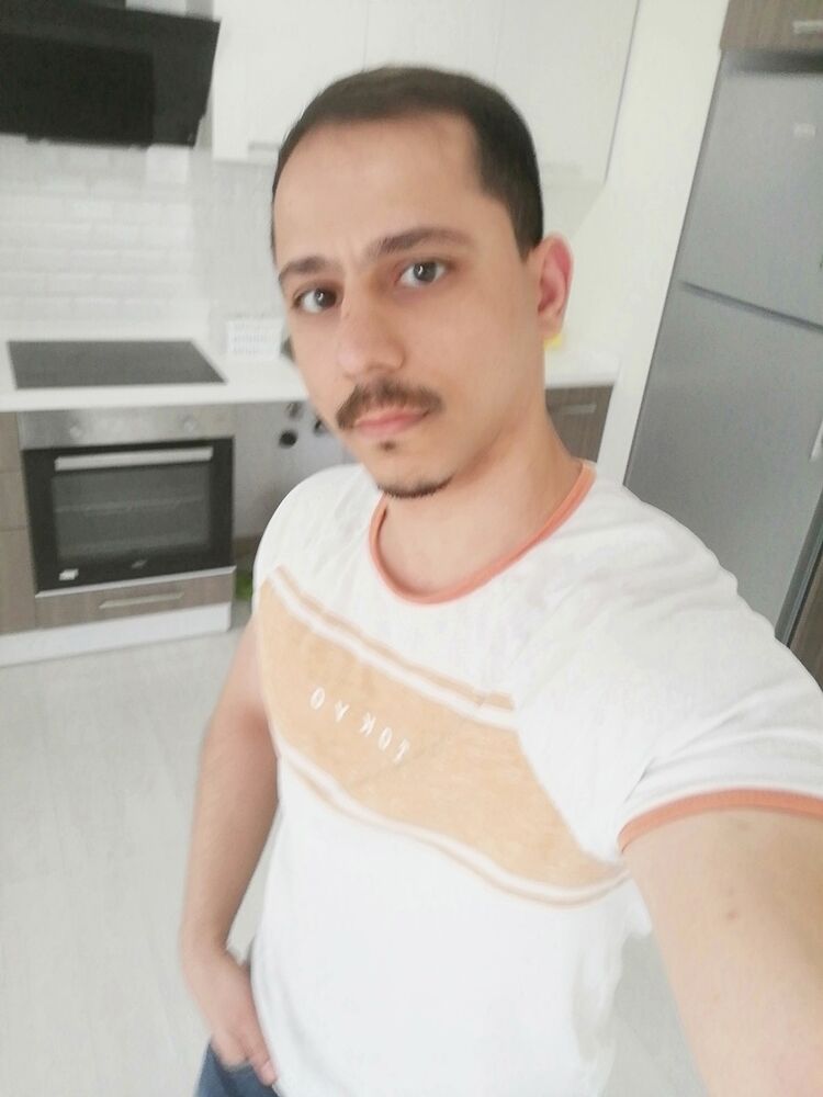  Esenyurt,   Mustafa, 38 ,   ,   , c 