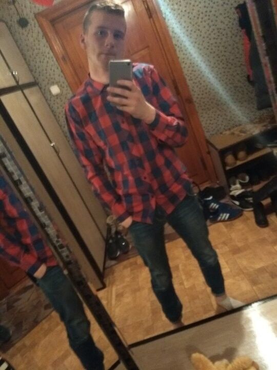  15738366  Valerik, 26 ,    