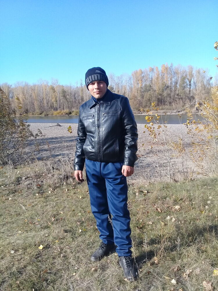  21659606  , 37 ,    
