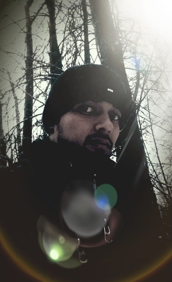  ,   Xayot, 34 ,   