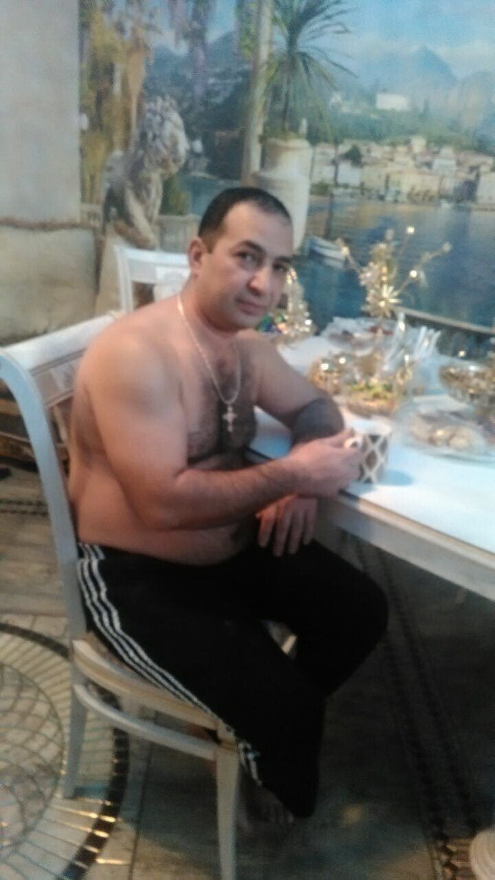  40528366  , 47 ,    