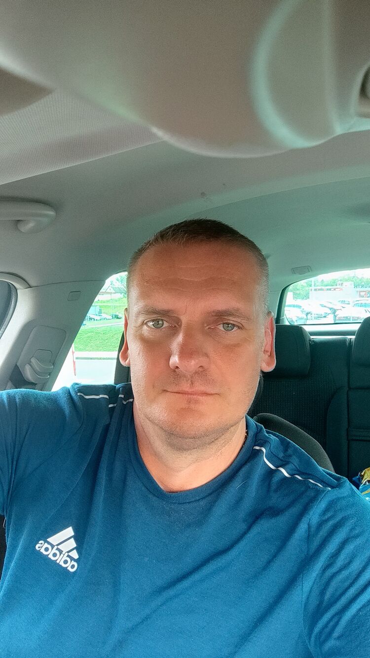  46645826  DMITRIJ, 48 ,    