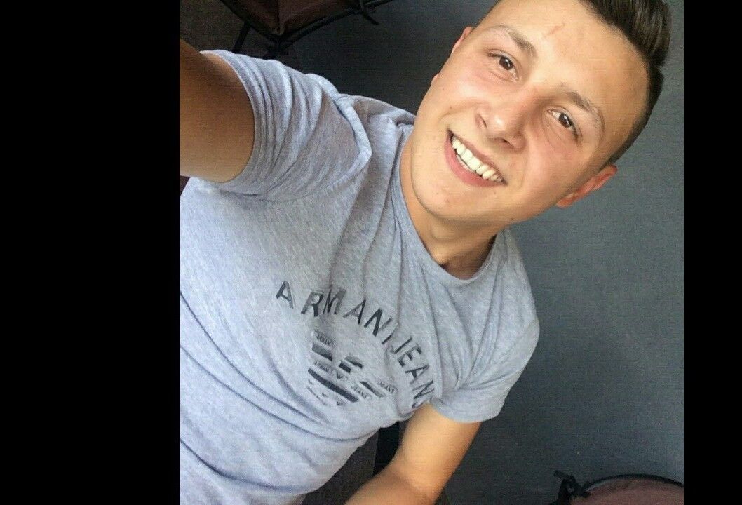 ,   , 28 ,   