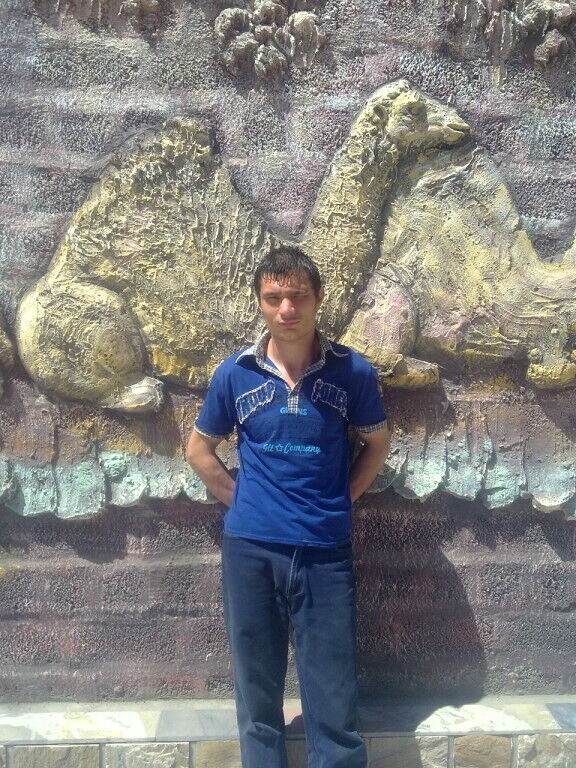  19788446  Bogdan, 32 ,    