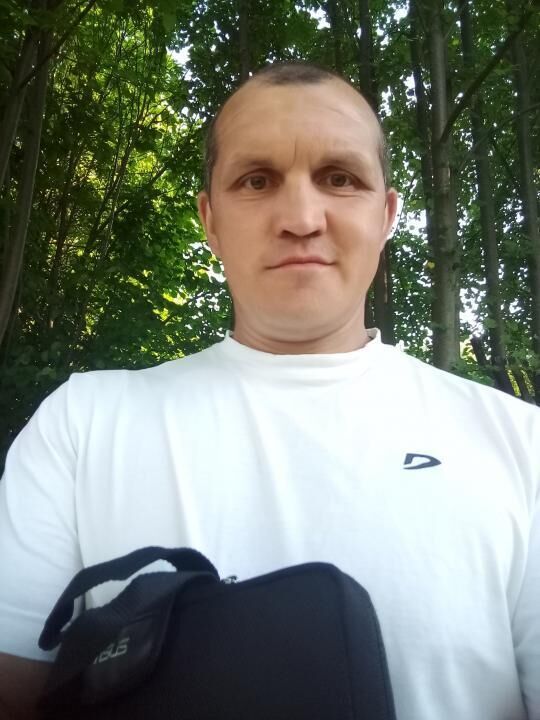  47546116  Vladimir, 46 ,    