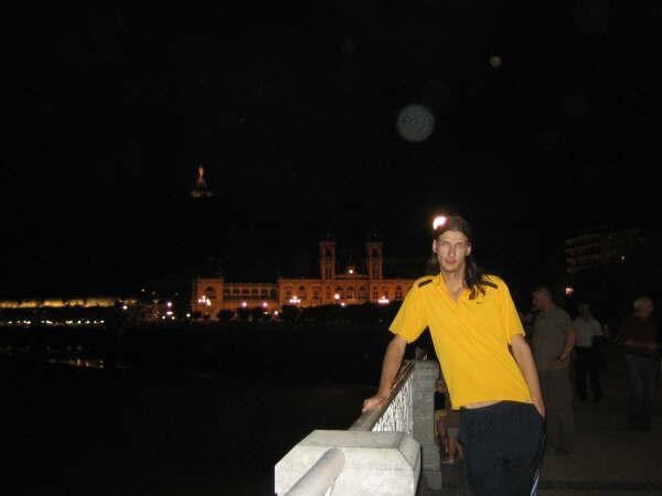  Zaragoza,   Woozoo, 42 ,     , c 
