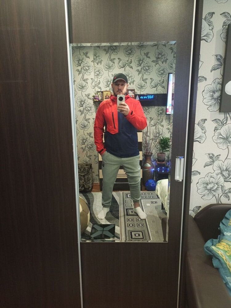  52851406  , 33 ,    