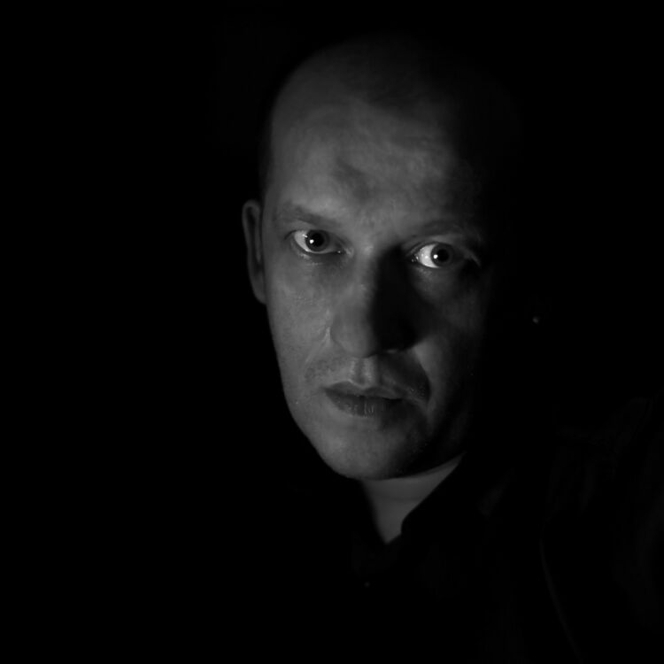 ���� 11382966 ������� �����, 44 ����, ���� ���������� � �������������