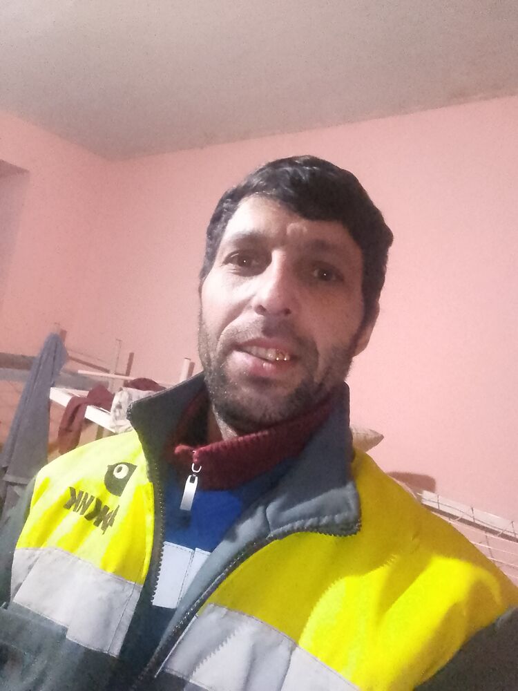  38225466  , 42 ,    